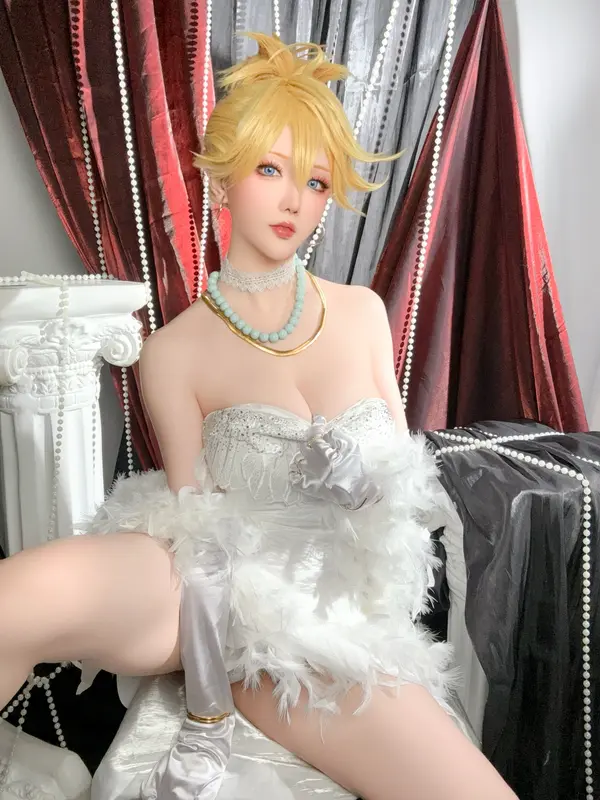 星之迟迟 - NO.213 2024年07月计划A 吊带袜天使 潘迪礼服 2